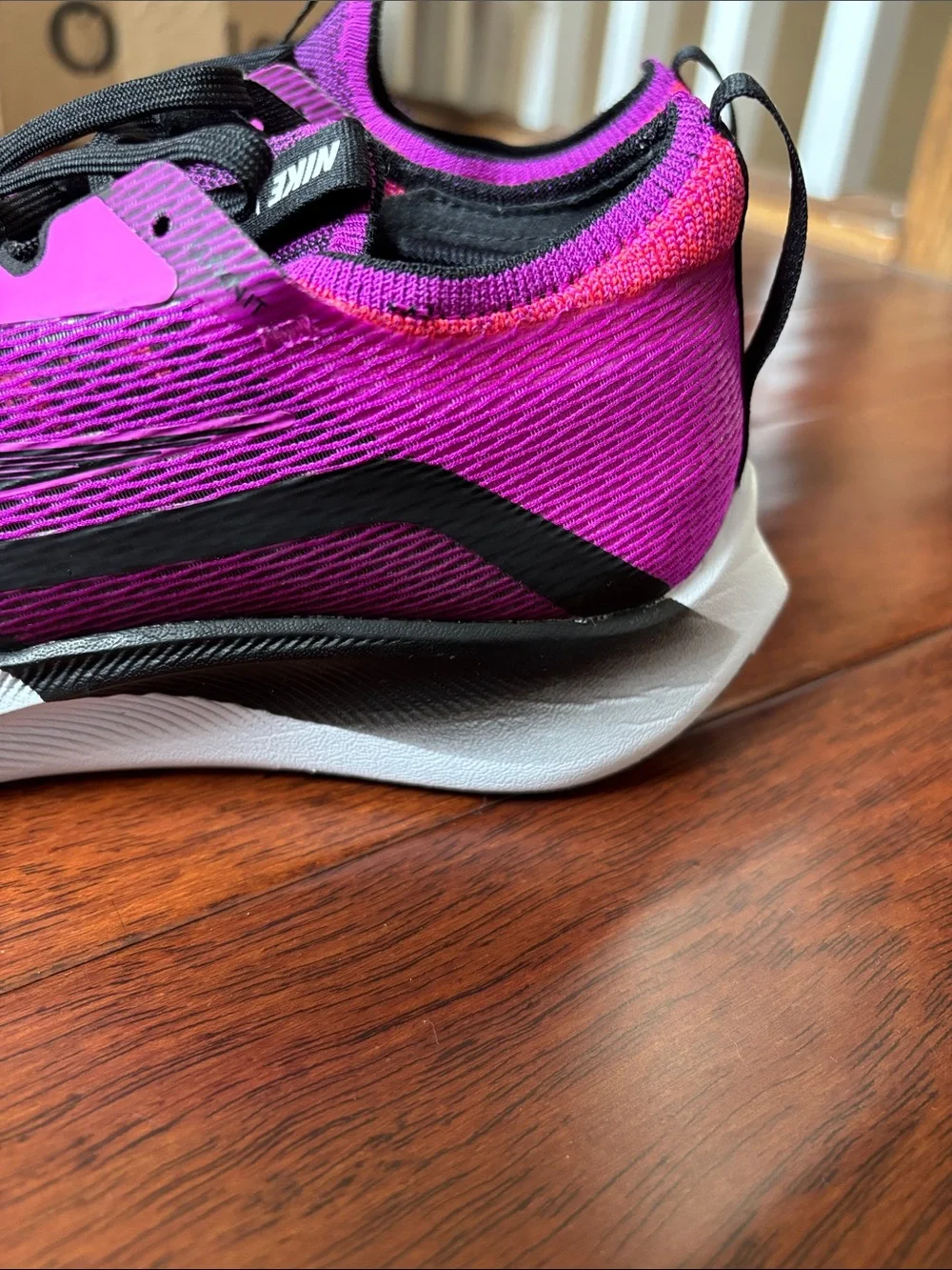 Nike zoom fly 4 Women's Running Shoes in Vibrant purple, black and gray - Picture 7 of 7